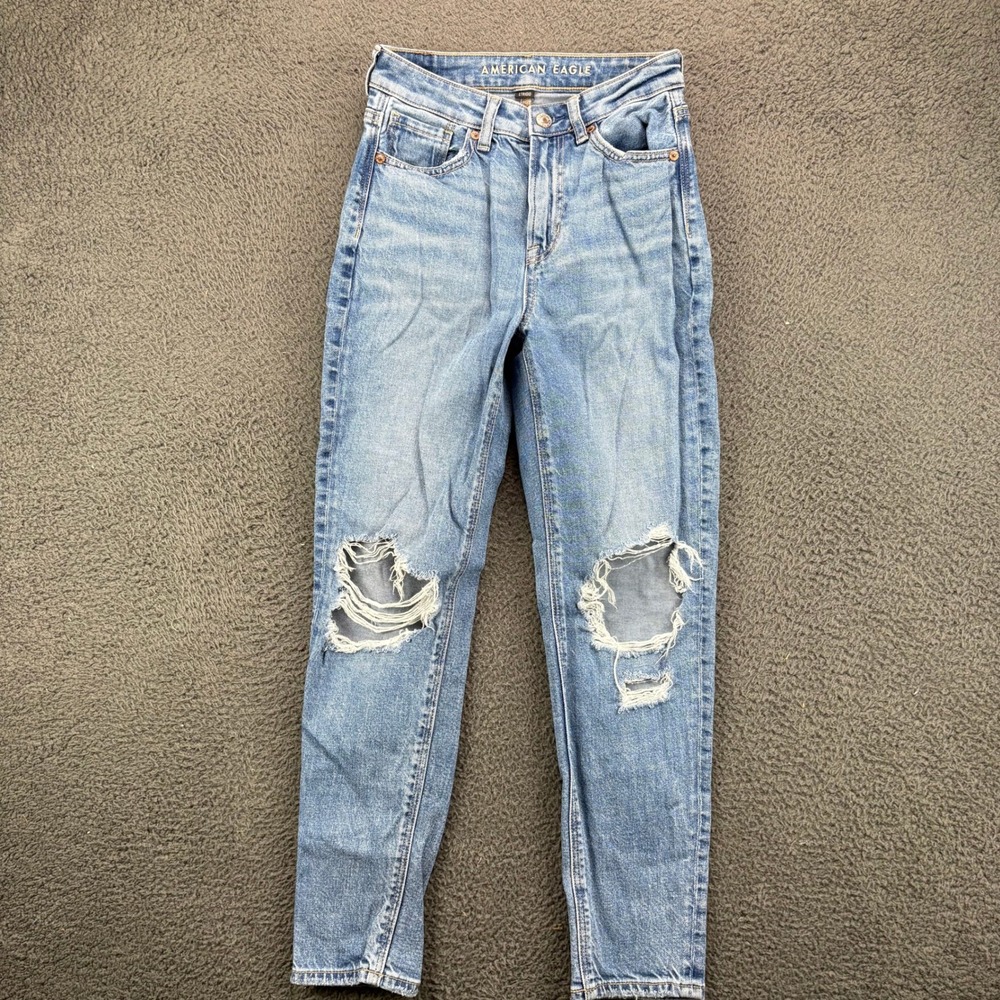 American Eagle Mom Jean High Waisted Distressed Light Wash Denim Pants Size 000S